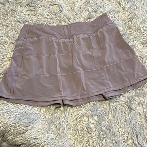 Lululemon Pace Rival Skirt. Size 6